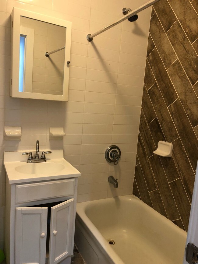 Foto del edificio - 35 E 94th St