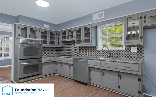 Foto del edificio - 4285 Dianne Dr