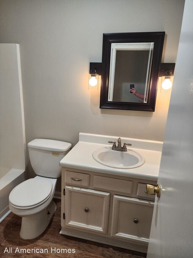 Foto del edificio - 4 br, 2 bath House - 7052 EVANSTON STREET