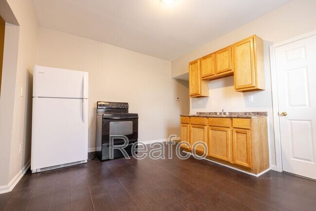Foto del edificio - 349 E Welch Ave