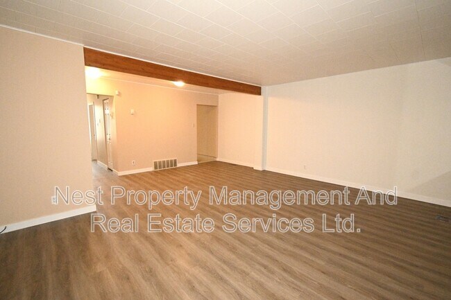 Photo du bâtiment - 588 Central St E