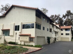 Building Photo - 3760 La Jolla Village Dr