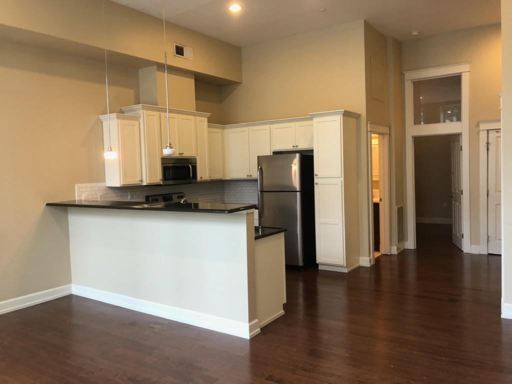 123 E Michigan Ave Kalamazoo Mi 49007 Apartments Kalamazoo Mi Apartments Com