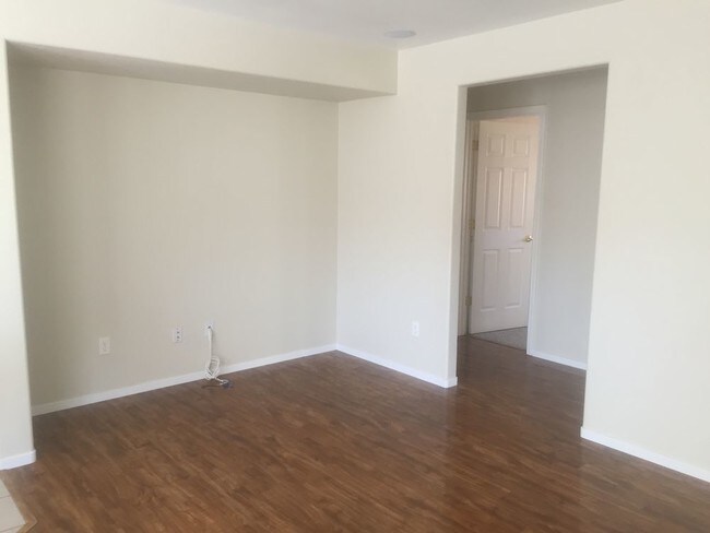 Building Photo - 7614 Corso St
