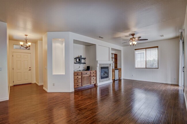 Foto del edificio - 3 bedroom 2 bathroom home for Rent in StoneRidge!