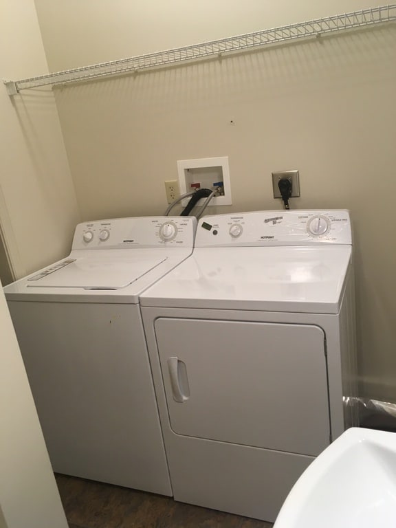 laundry in downstairs bath - 1910 Valley Green Rd