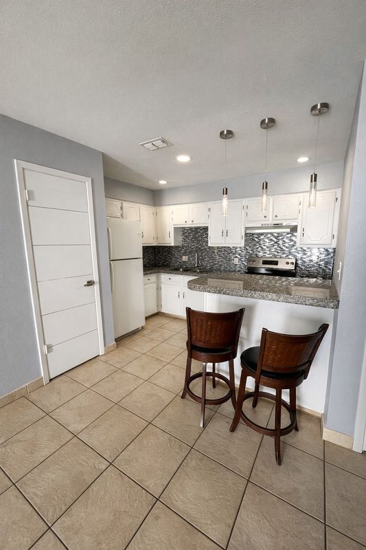 Foto del edificio - 312 Gastel Cir