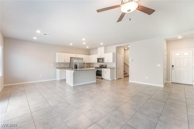 Building Photo - 3760 Seyfert Ave