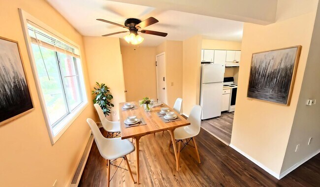 Building Photo - 146 Woodhill Dr
