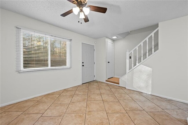 Building Photo - 579 Northridge Crossing Dr