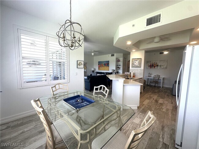 Foto del edificio - 2880 Cypress Trace Cir