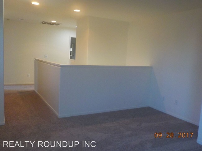 Building Photo - 3125 Twitchell Island Rd