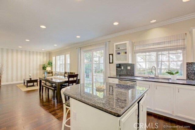 Building Photo - 37 Dawn Ln