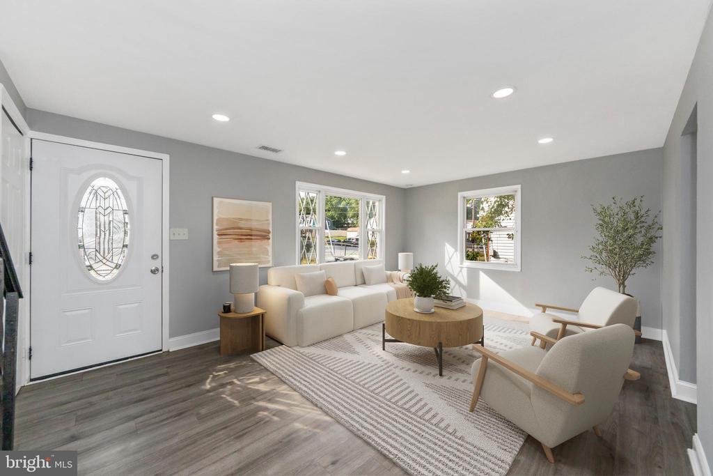 Foto principal - 7702 Burnside Rd