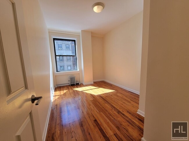 Building Photo - West 55th Street