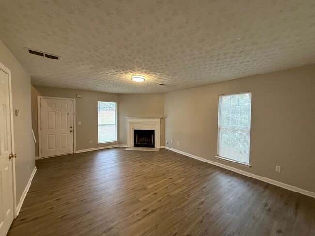 Building Photo - 9118 Dorsey Rd