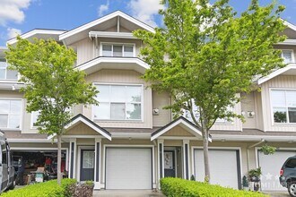 Building Photo - 20460-20466 66 Ave
