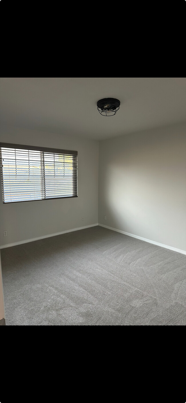 Bedroom1 - 8 Sagebrush
