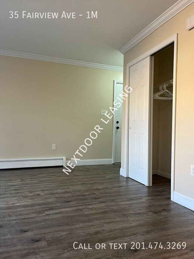 Foto del edificio - 35 Fairview Ave