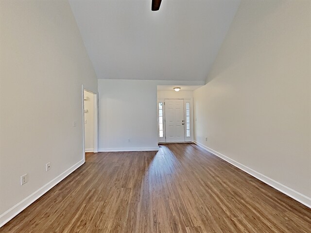 Foto del edificio - 210 Sunnycrest Drive