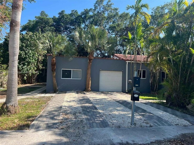 Foto del edificio - 644 NE 82nd Terrace