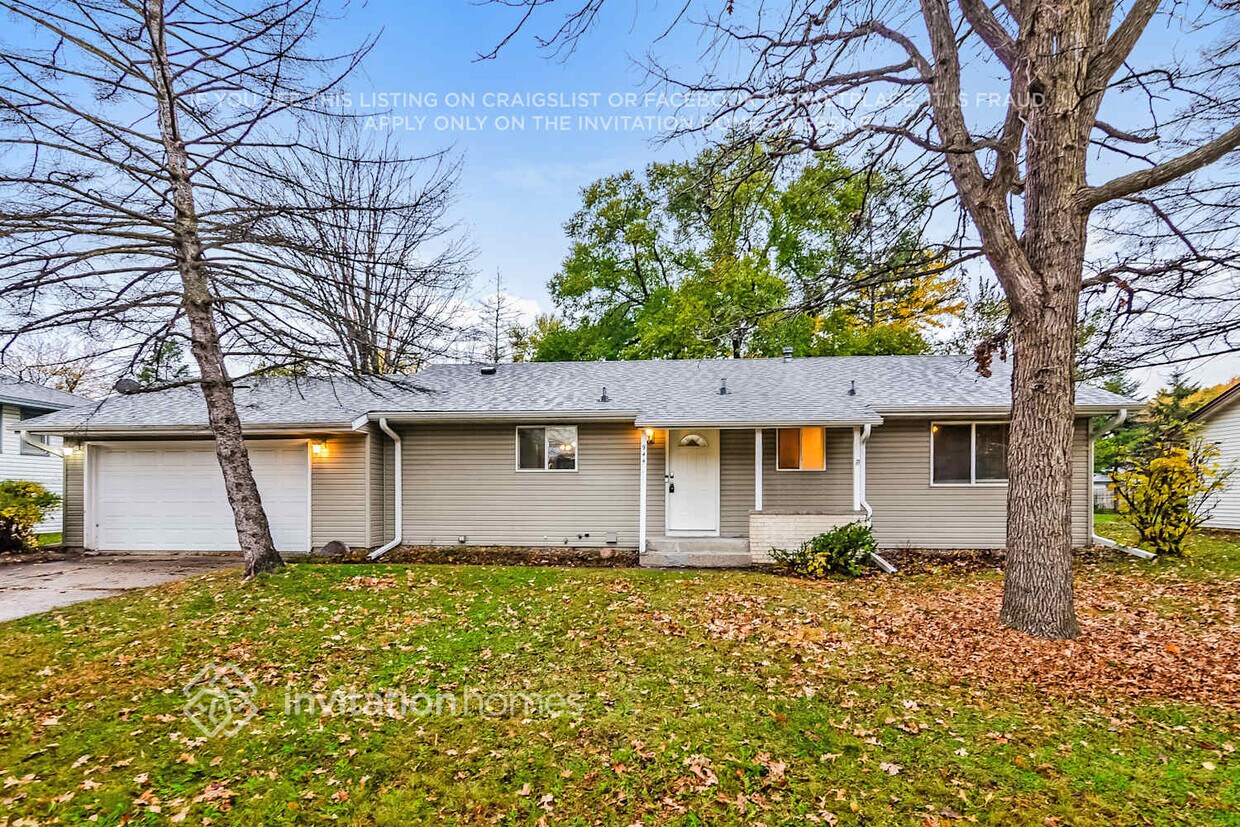 Foto principal - 944 Beacon Ln