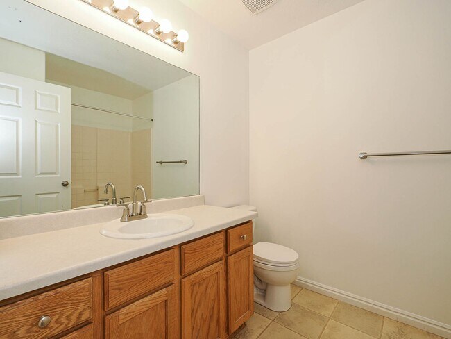 Foto del edificio - 4 Bedroom, 3.5 bathroom
