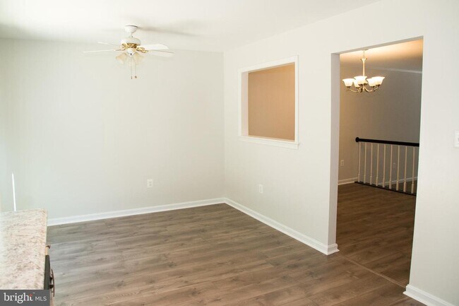 Foto del edificio - 7379 Hidden Knolls Ct