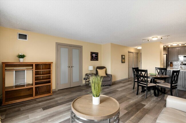 Photo - 2880 S Locust St Apartment