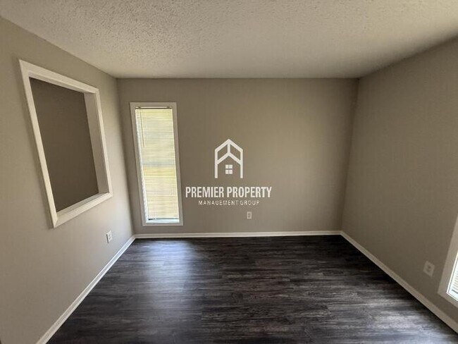 Foto del edificio - 3875 Brandy Ave