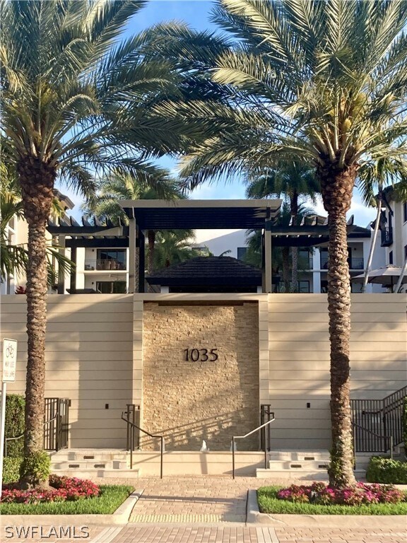 Foto del edificio - 1035 3rd Ave N