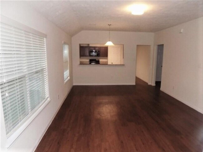 Building Photo - 22251 Doubletree Park Dr