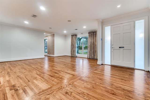 Foto del edificio - 4526 Myerwood Ln