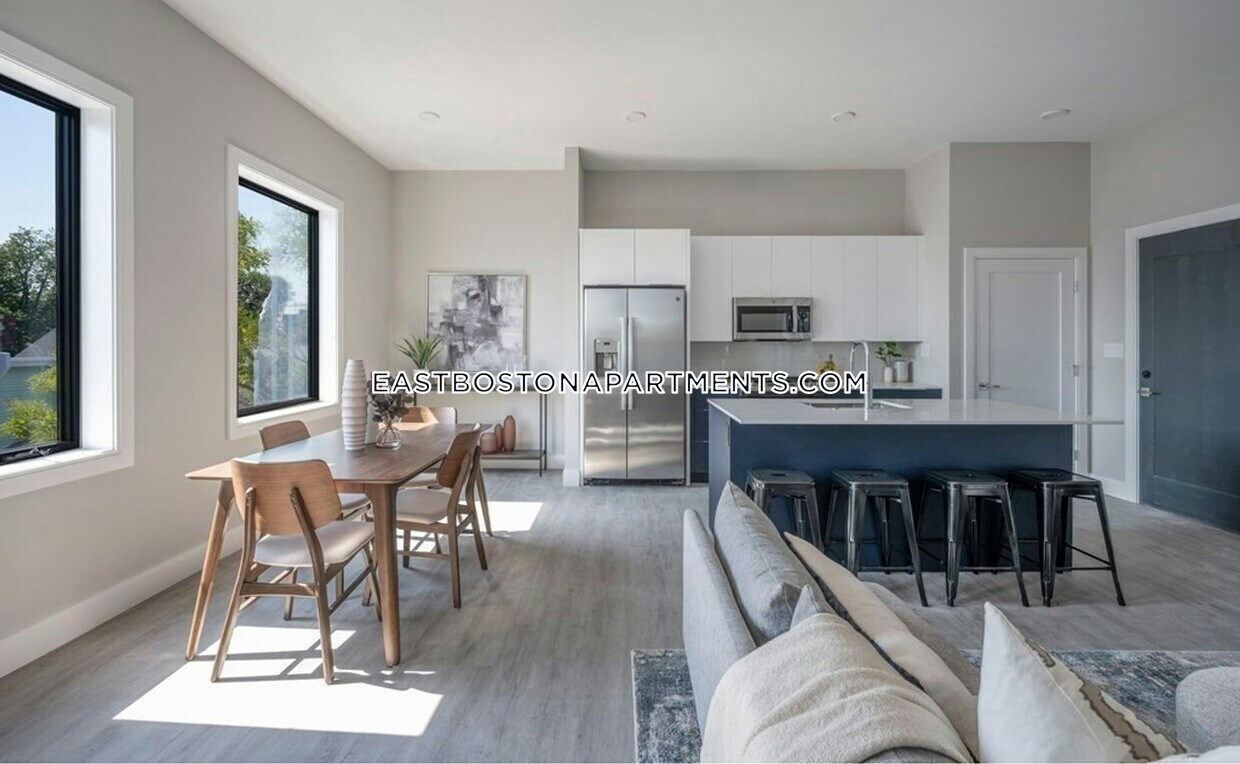 Foto principal - 656 Saratoga St.