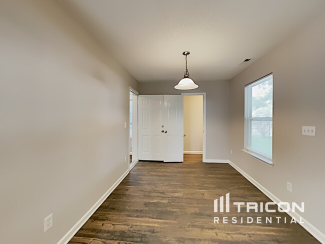 Foto del edificio - 345 Hunslet Cir