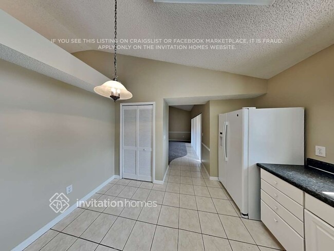 Foto del edificio - 1912 Coral Tree Ct