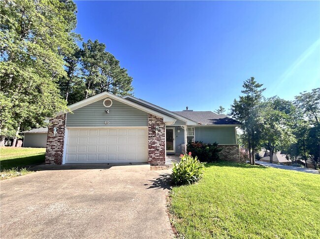 Building Photo - 40 Portsmouth Dr