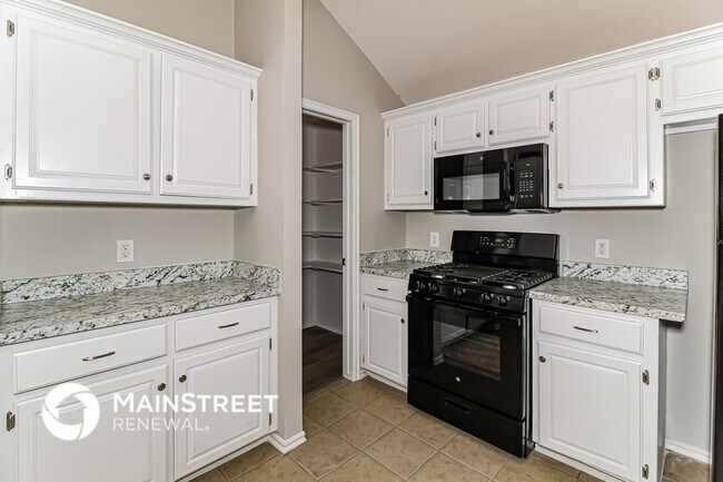 Foto del edificio - 8113 Greer Way