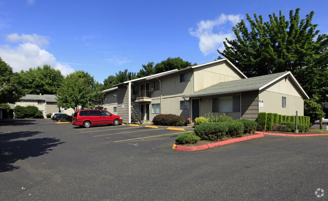 Building Photo - PineWood Commons