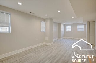Building Photo - 2935 N Lawndale Ave