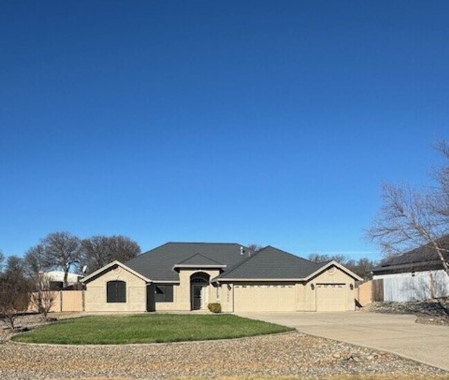 Foto del edificio - Beautiful 4 Bedroom in Cottonwood