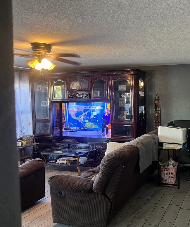 Foto del edificio - 13685 E Shadow Pines Ln