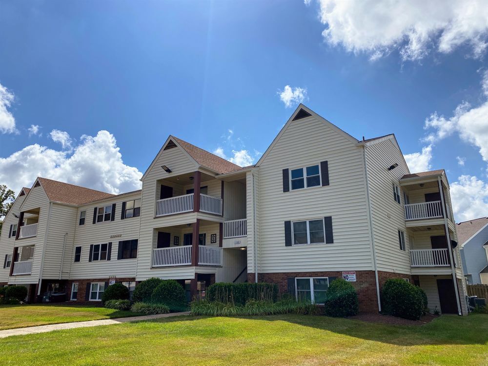 Primary Photo - 100 Chesterfield Lane Apt 302