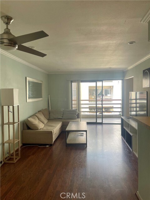 Foto del edificio - 1119 Albany St