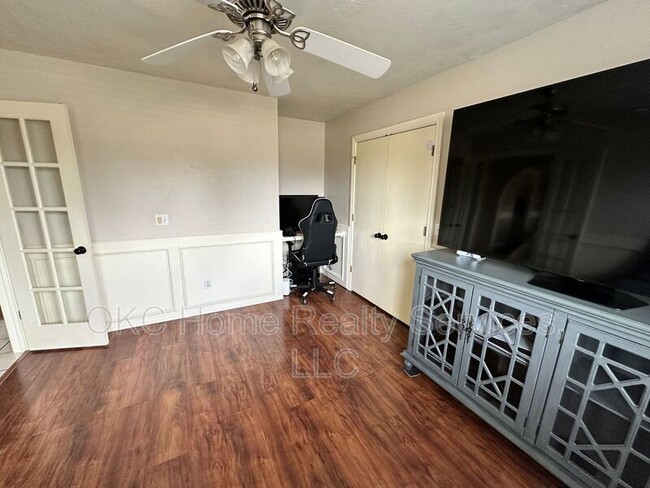 Building Photo - 1440 Agate Way