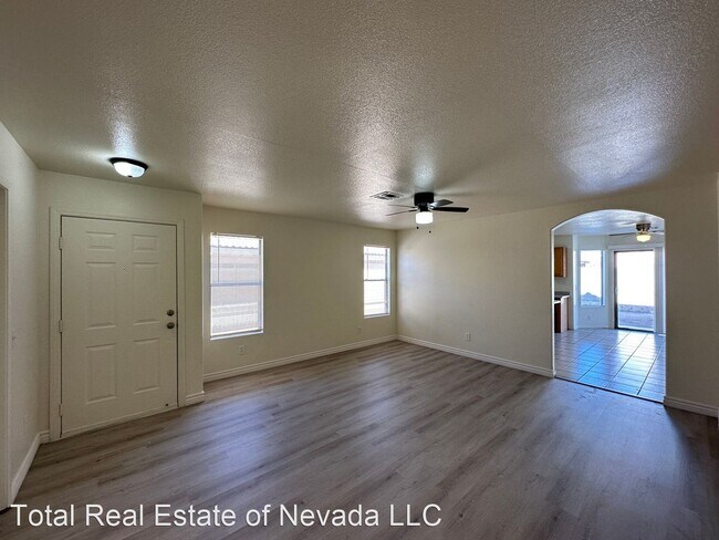 Building Photo - 3 br, 2 bath House - 6448 Dune Point Ct