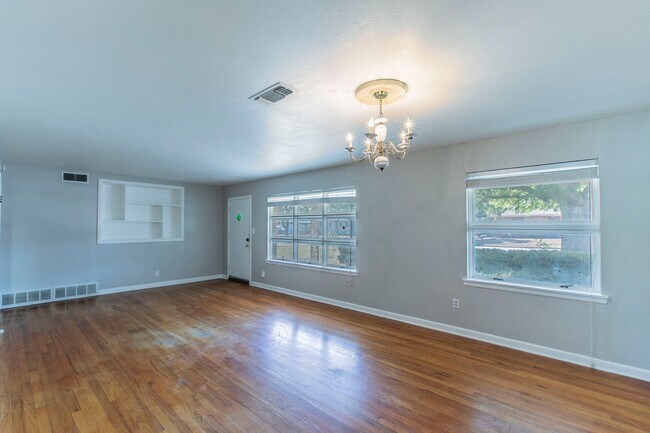 Foto del edificio - Stylish & Spacious 3-Bed Home