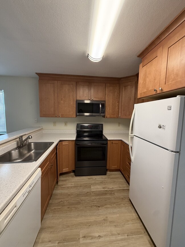 Building Photo - 1746 Mount Olive Dr