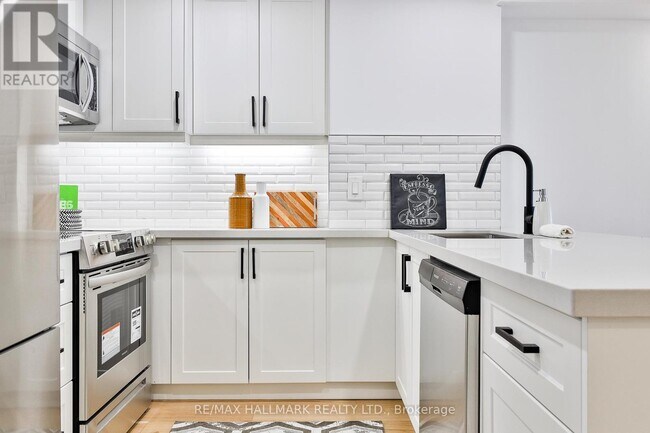 Photo du bâtiment - 117 Gerrard St E