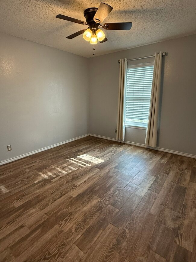 Building Photo - 4148 Jamlie Rd